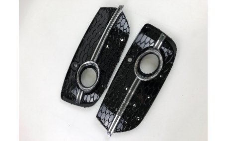 Решетки бампера Audi Q3 2011-2014