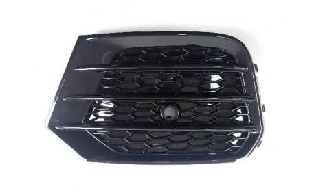 Решетки бампера Audi Q3 2014-2018