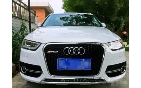 Решетка радиатора Audi Q3 2011-2014