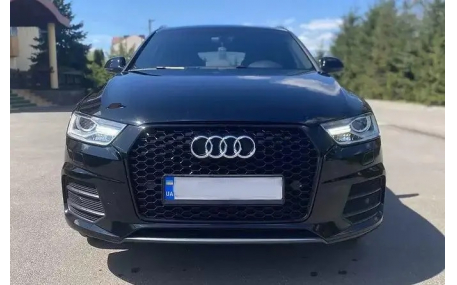 Решетка радиатора Audi Q3 2014-2018