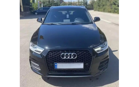 Решетка радиатора Audi Q3 2014-2018