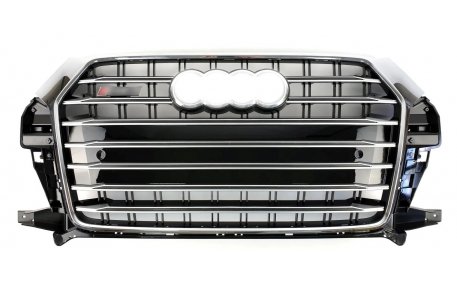 Решетка радиатора Audi Q3 2014-2018