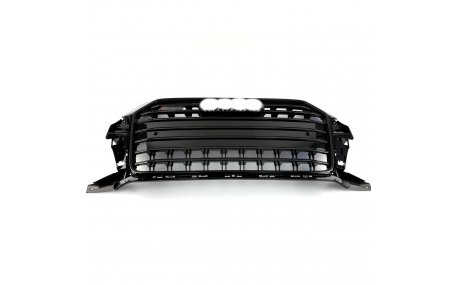 Решетка радиатора Audi Q3 2014-2018