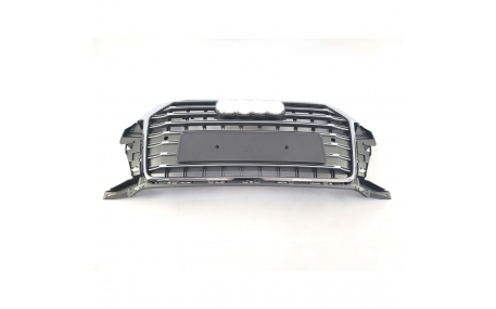 Решетка радиатора Audi Q3 2014-2018