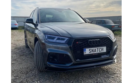 Решетка радиатора Audi Q5 2016-2020