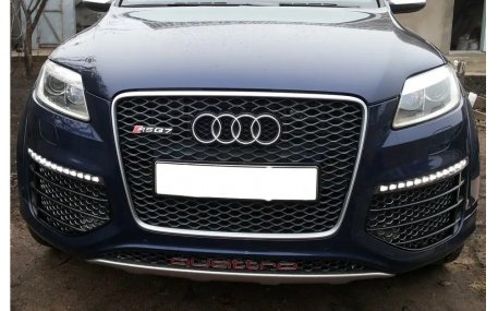 Решетка радиатора Audi Q7