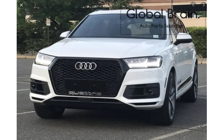 Решетка радиатора Audi Q7