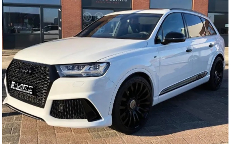 Решетка радиатора Audi Q7