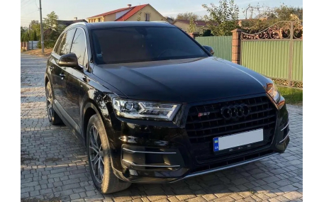 Решетка радиатора Audi Q7