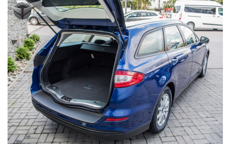 Накладка на задний бампер Ford Mondeo MK5