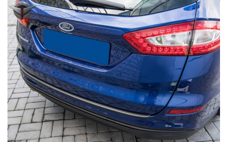 Накладка на задний бампер Ford Mondeo MK5