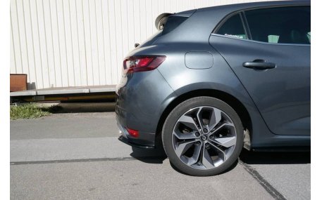 Накладка задняя Renault Megane