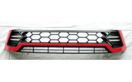 Решетка радиатора Toyota Hilux 2015-2017