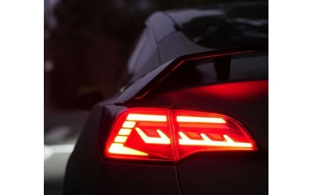 Фонари задние Tesla Model 3