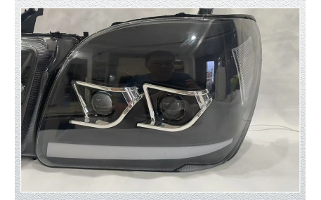 Фары передние Lexus LX470