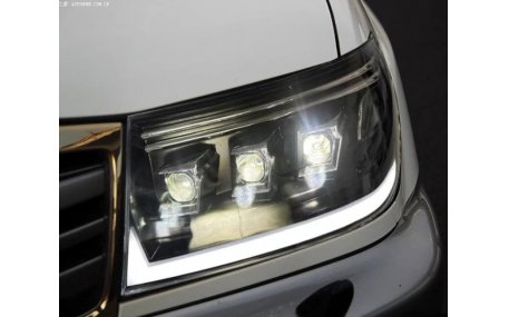 Фары передние Toyota Land Cruiser 100 1998-2004