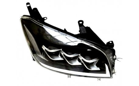 Фары передние Toyota RAV4 2005-2009