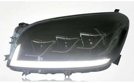 Фары передние Toyota RAV4 2005-2009