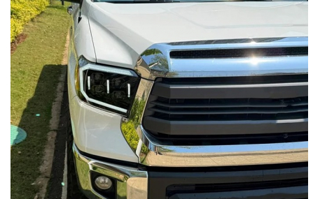 Фары передние Toyota Tundra 2014-2021