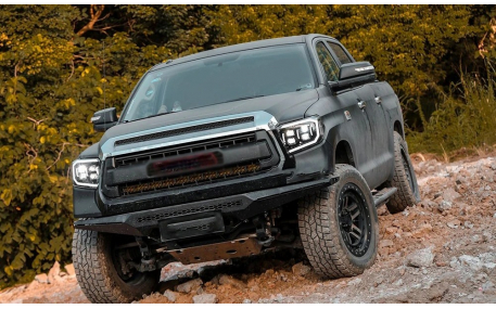 Фары передние Toyota Tundra 2014-2021