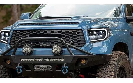 Фары передние Toyota Tundra 2014-2021