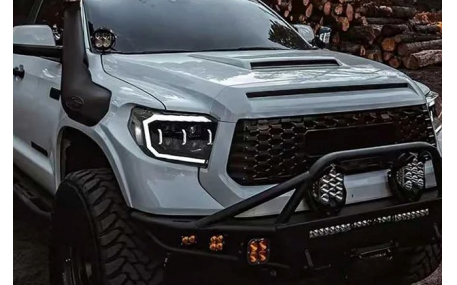 Фары передние Toyota Tundra 2014-2021