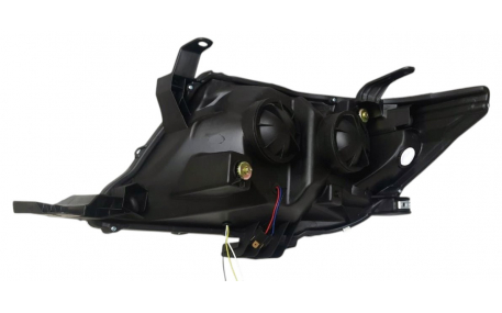 Фары передние Toyota Hilux 2011-2015