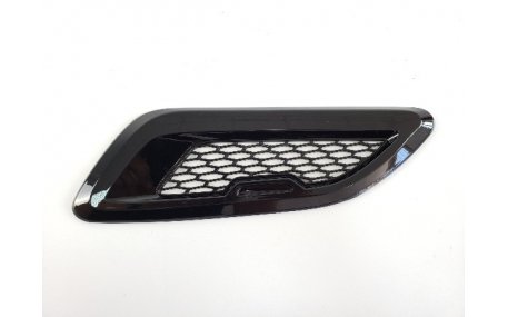 Вставки в крылья Range Rover Evoque