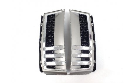 Решетка радиатора Range Rover Vogue 2009-2012