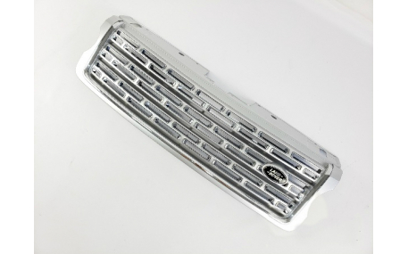 Решетка радиатора Range Rover Vogue 2012-2017