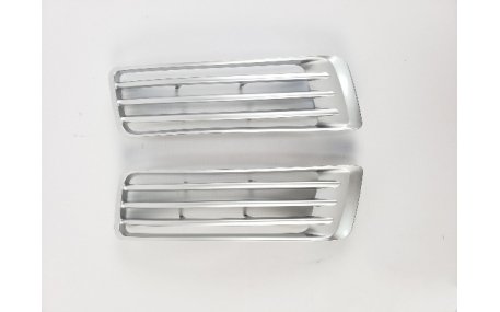 Решетка радиатора Range Rover Vogue 2012-2017