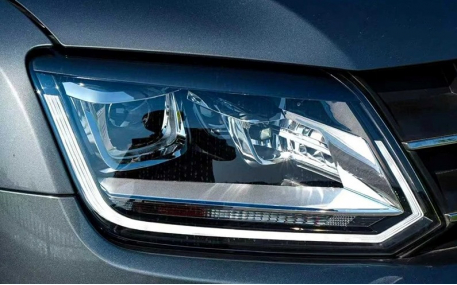 Фары передние Volkswagen Amarok