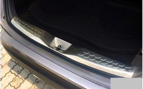 Накладка на задний бампер Toyota C-HR