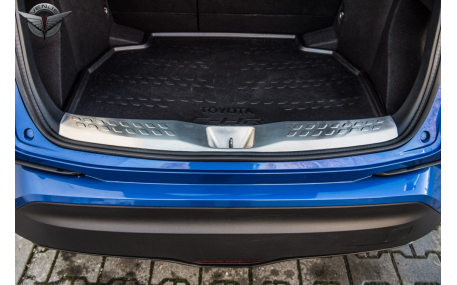 Накладка на задний бампер Toyota C-HR