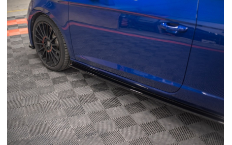 Накладки на пороги Seat Leon