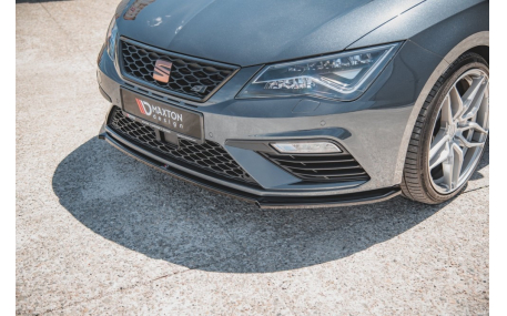Накладка передняя Seat Leon 2016-2020