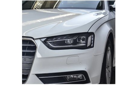 Фары передние AUDI A4 B8 2012-2015