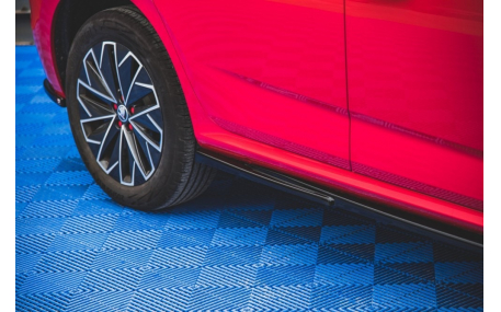 Накладки на пороги Skoda Kamiq