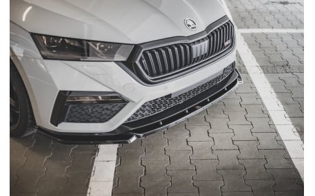 Накладка передняя Skoda Octavia A8