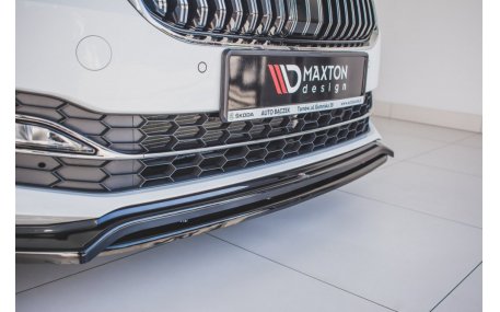 Накладка передняя Skoda Superb 2019-2024