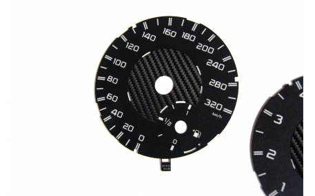 Шкалы приборов Mercedes AMG