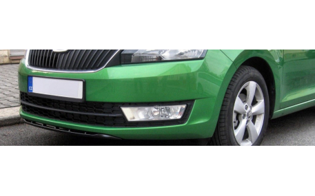 Накладка передняя Skoda Rapid