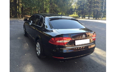 Спойлер Skoda Superb