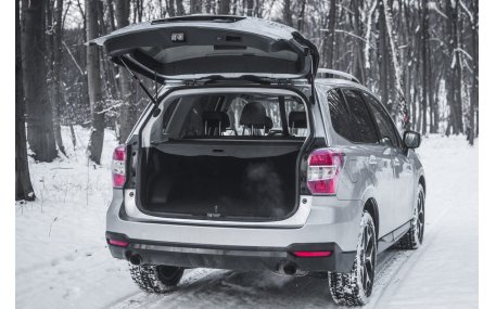 Шторка багажника Subaru Forester