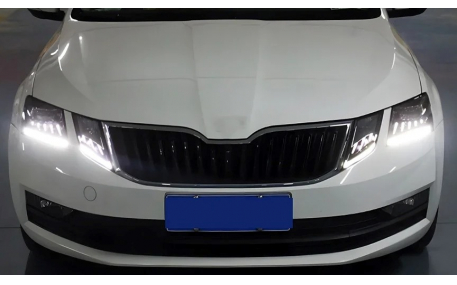 Фары передние Skoda Octavia A7 2017-2020