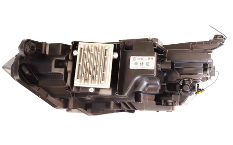 Фары передние Volkswagen Passat B8