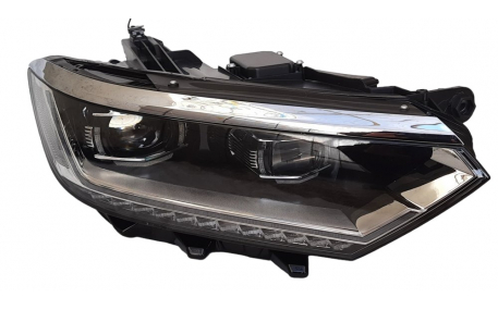 Фары передние Volkswagen Passat B8