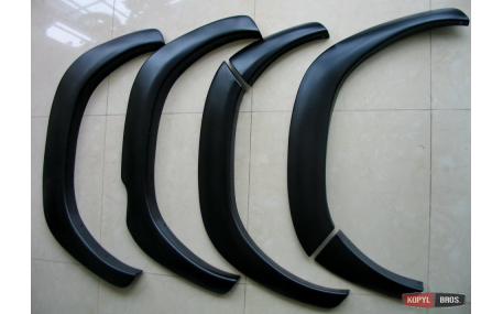 Арки Toyota Hilux