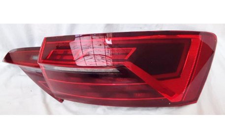 Фонари задние Volkswagen Jetta