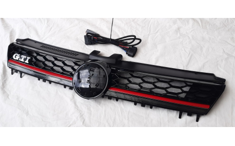 Решетка радиатора Volkswagen Golf 7 2012-2017